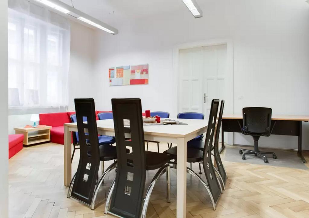 Charles Central Apartment プラハ 部屋 写真